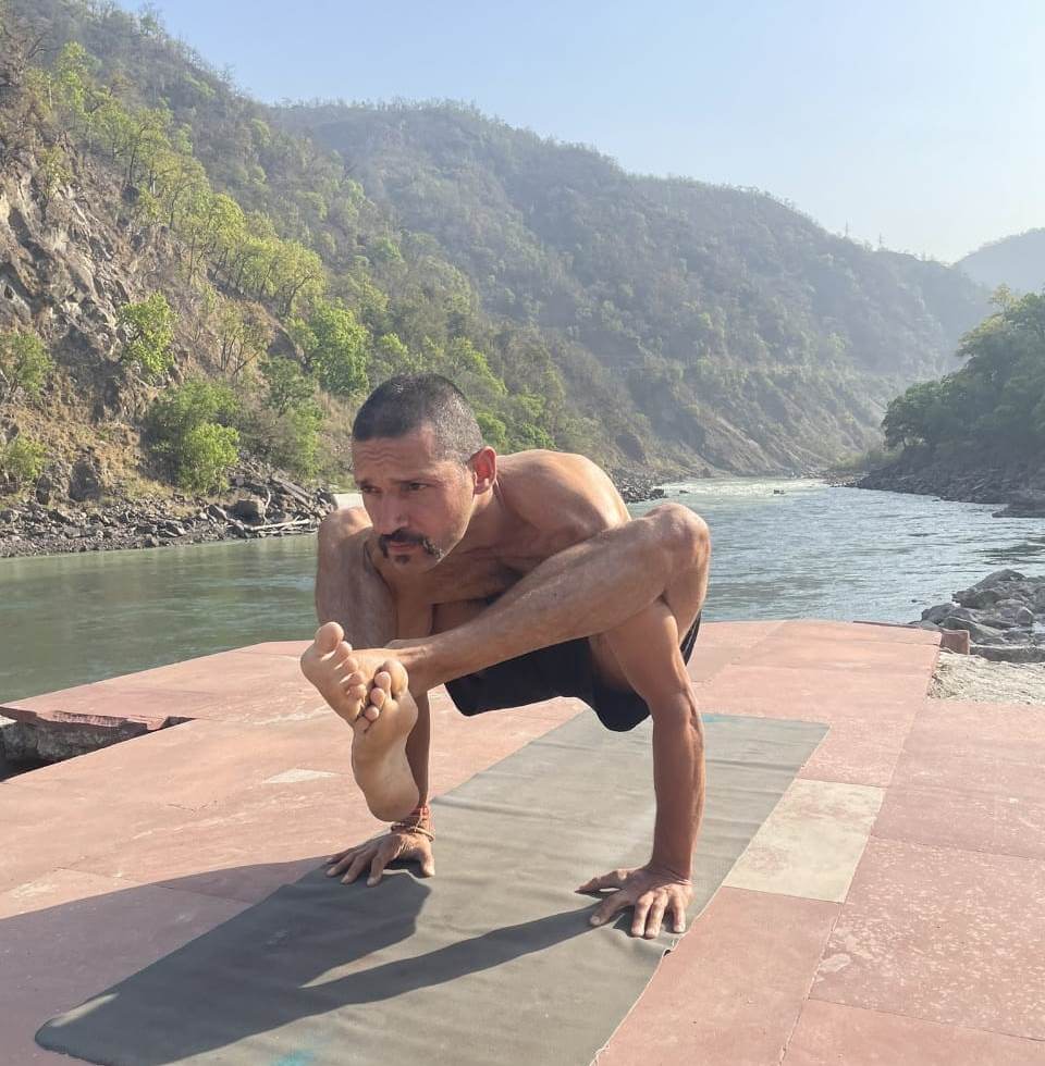Navneet Ji (Iyengar and Ashtanga Yoga Teacher)