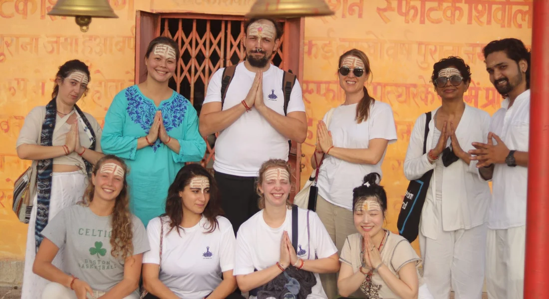 100 Hour Yoga Teacher Training In Rishikesh